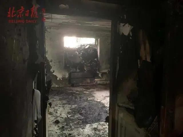 北京日報