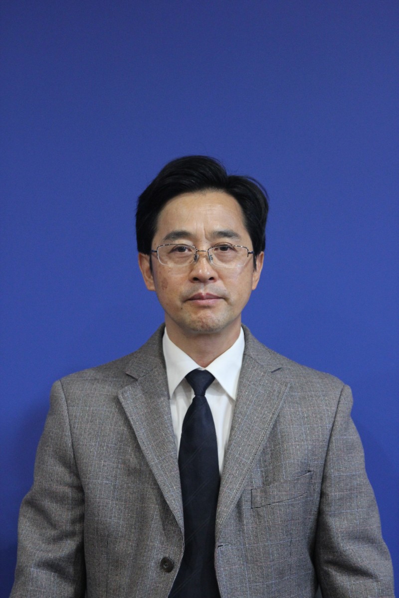 13 盧國建